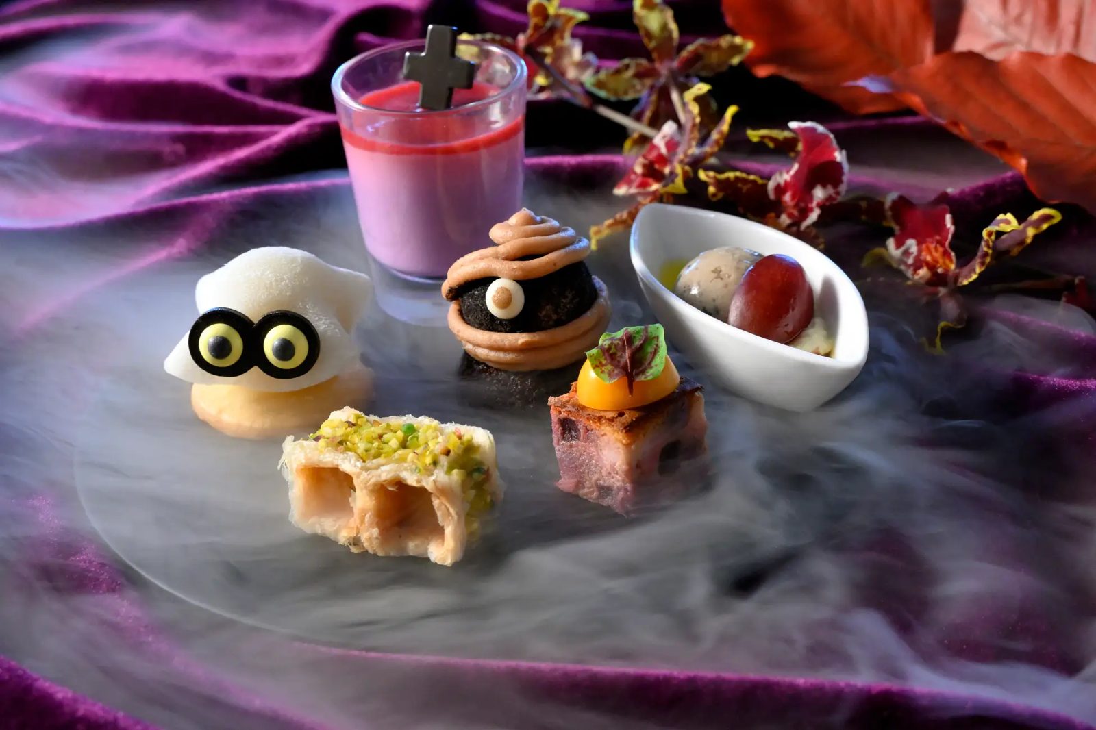 Halloween afternoon tea in Tokyo 2026