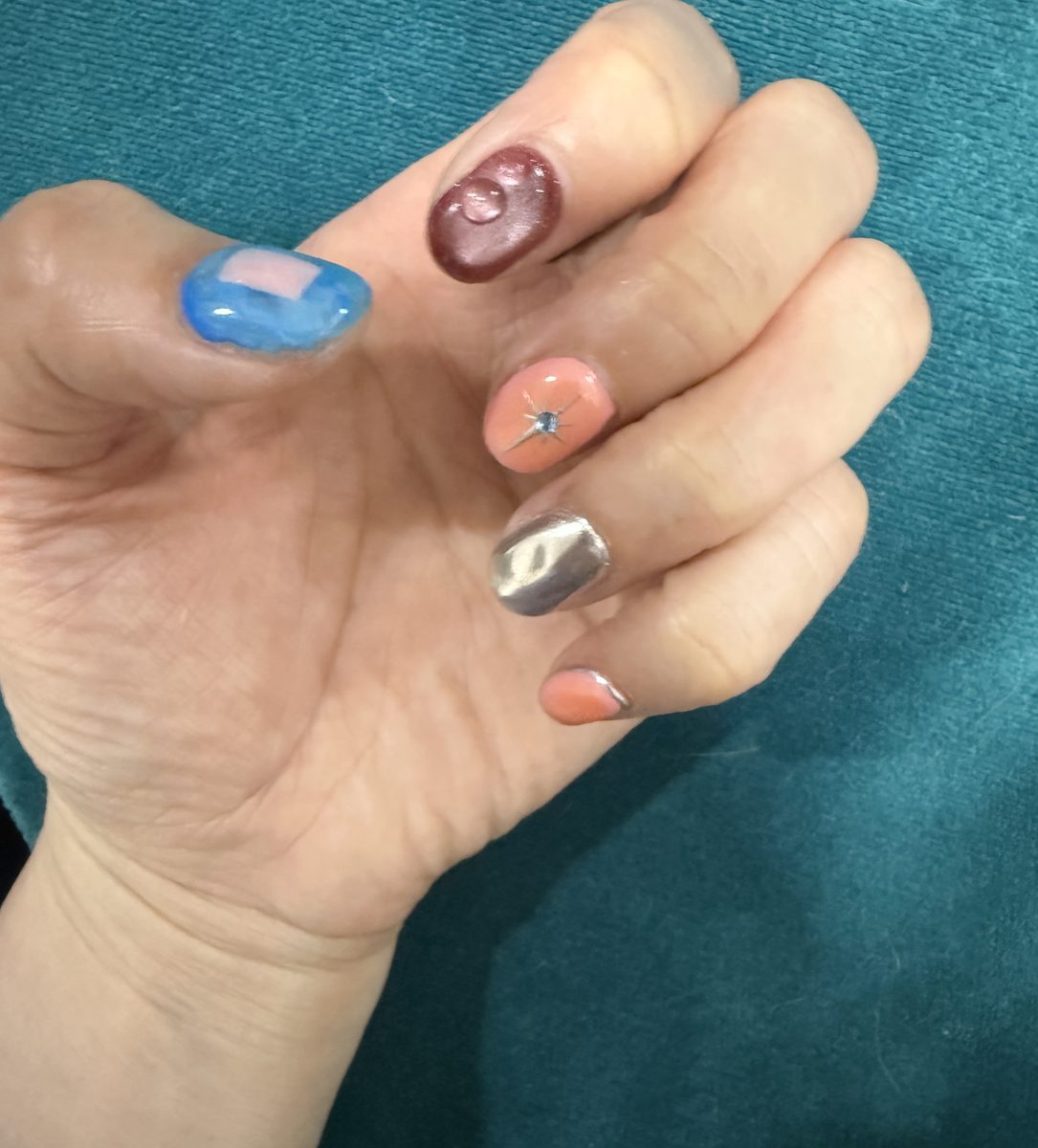Mirror and magnet nails — Nails & beauty