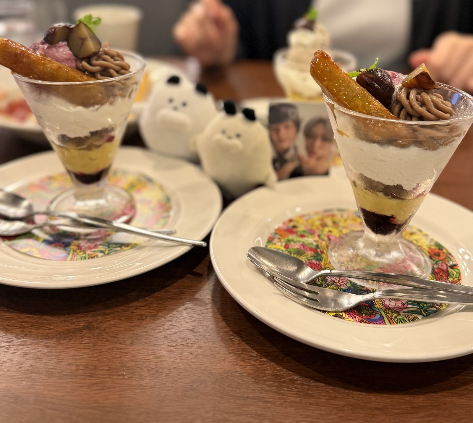 Royal Host autumn parfaits — Cafés & tables